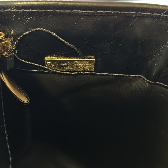 Valentino EUC black leather clutch - Picture 7 of 7